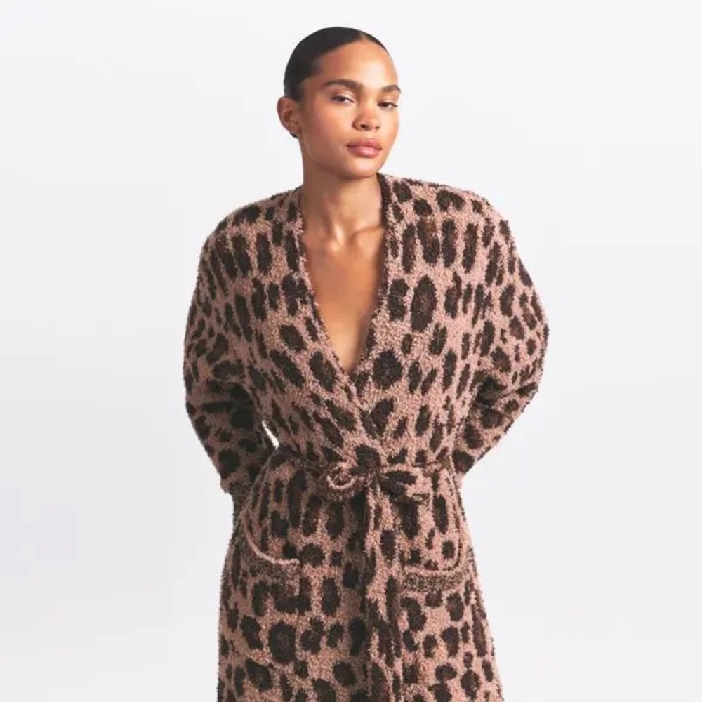 BNWT Skims Cozy Knit Unisex Robe in Limited Edition Sienna Leopard Print S/M - Picture 3 of 7